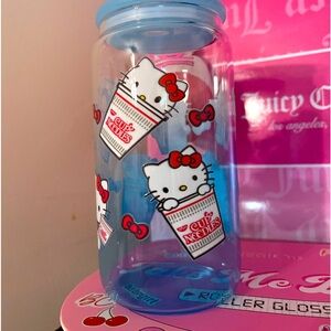 HANDMADE CUP , SMALL BUSINESS OWNER , hello kitty brand new just made .